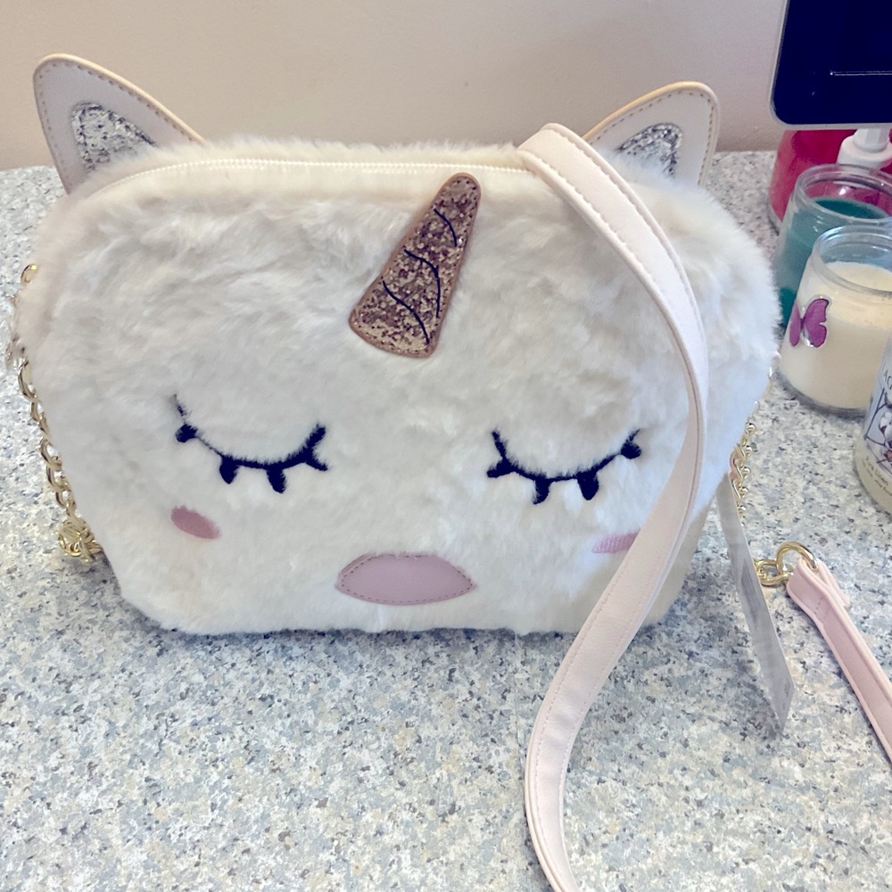 Furry unicorn handbag